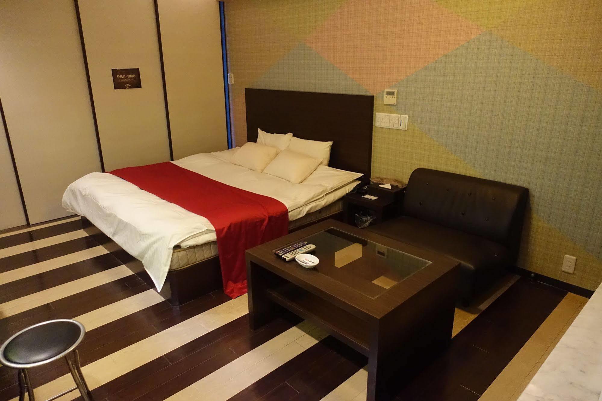 ホテル ポルト 男塾ホテルグループ (Adults Only) Himeji Exterior photo